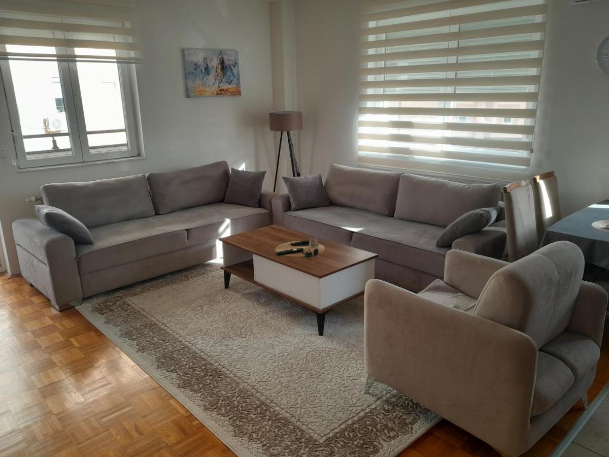 Gray Apartment 1 بريشتاين المظهر الخارجي الصورة