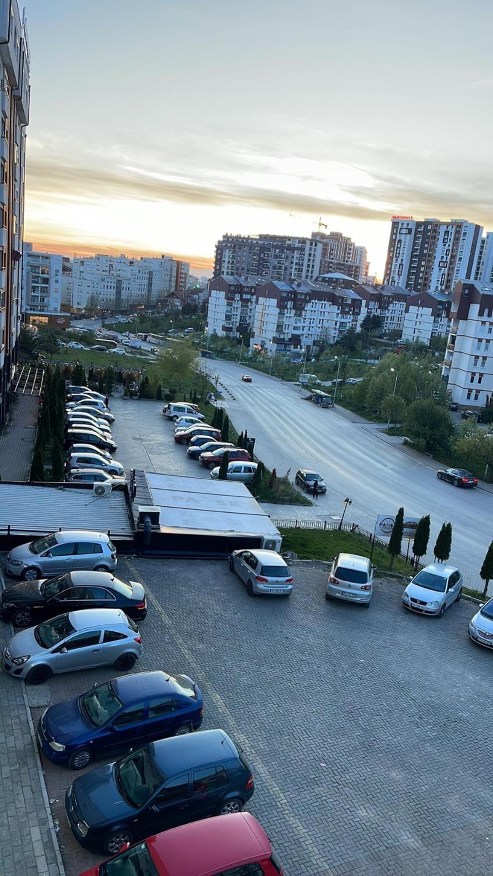 Gray Apartment 1 بريشتاين المظهر الخارجي الصورة